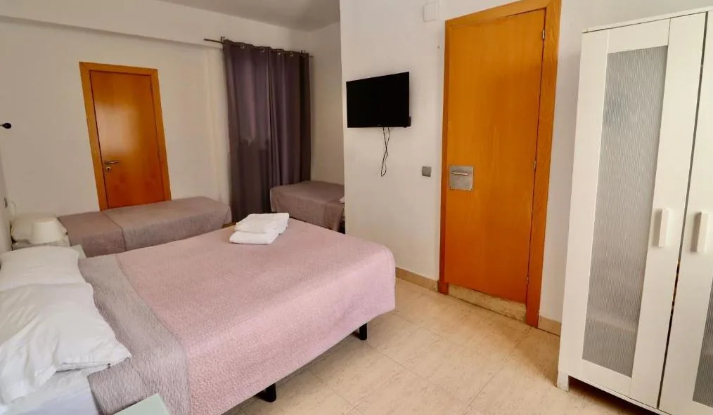 Hotel Ibiza Sitges — Habitación cuádruple
